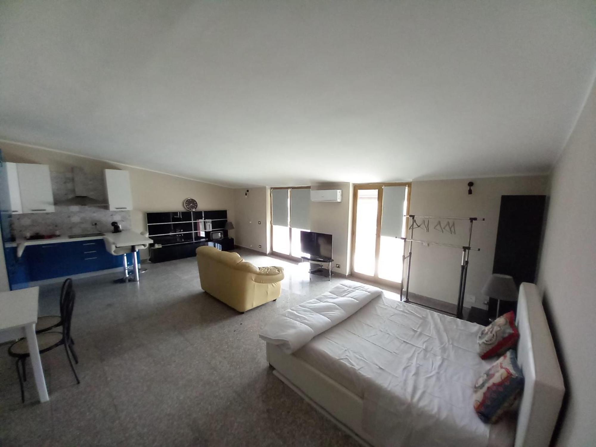 Bluesky Apartment - Third Floor 지아르디니낙소스 외부 사진